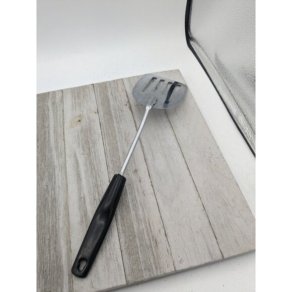 Chief Slotted Spatula Flipper Server 12 1/2" Black Handle Chrome - Picture 4 of 8